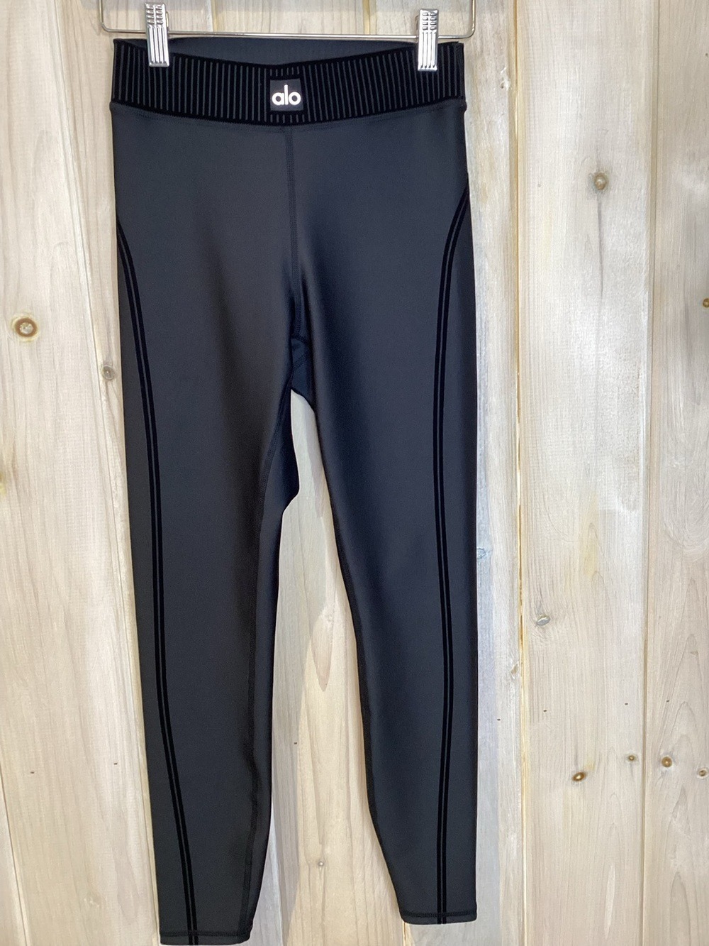 ALO Airlift 7/8 Line Up Legging - Picture 5 of 13